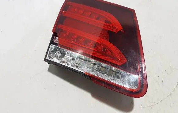 Mercedes-Benz E W212 Tailgate rear/tail lights A2129061903