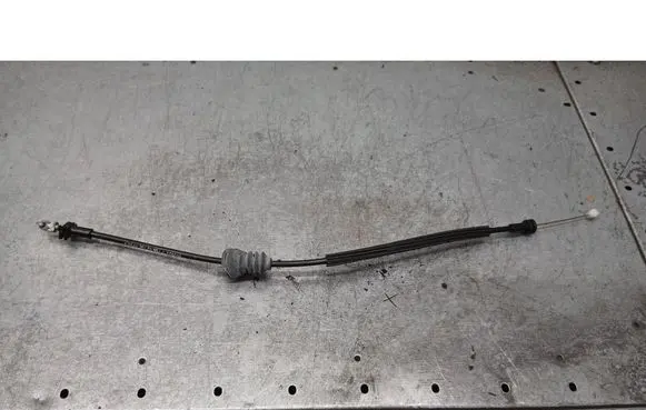 Volvo V50 Hand brake release cable 993923