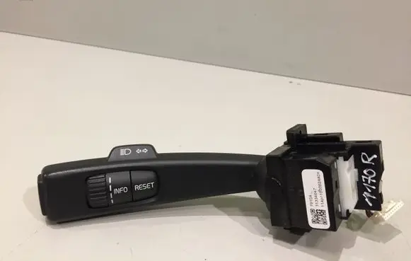 Volvo V60 Indicator stalk 31334647