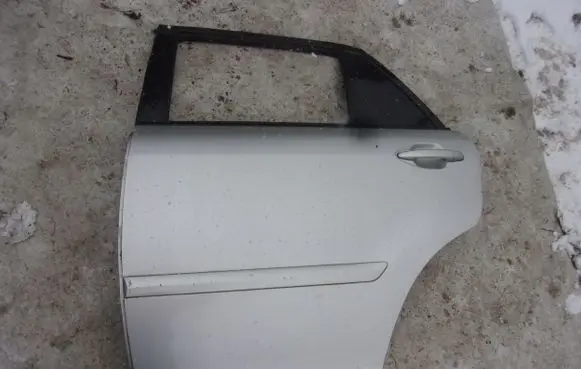 Subaru Forester SJ Rear door