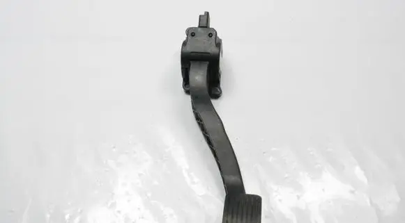 Peugeot 3008 I Accelerator throttle pedal 9671416980