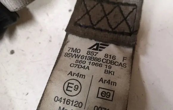 Volkswagen Sharan Rear seatbelt 7M0857816F