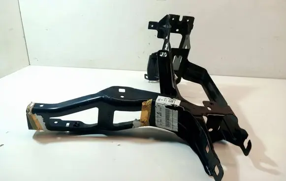 BMW X3 G01 Headlight/headlamp mounting bracket 7400114