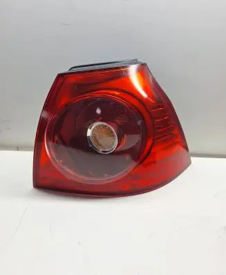 Volkswagen Golf V Rear/tail lights