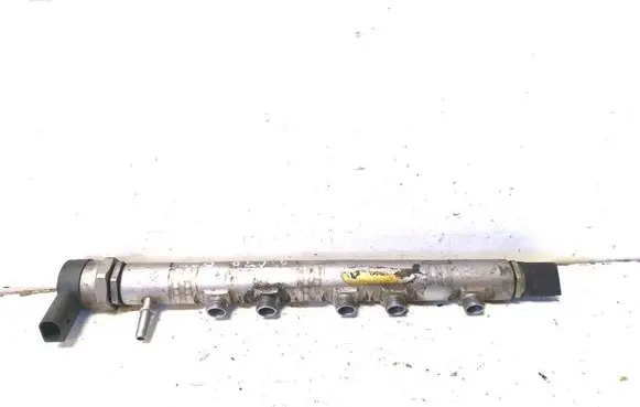 BMW 1 F20 F21 Fuel pressure sensor 0281002738