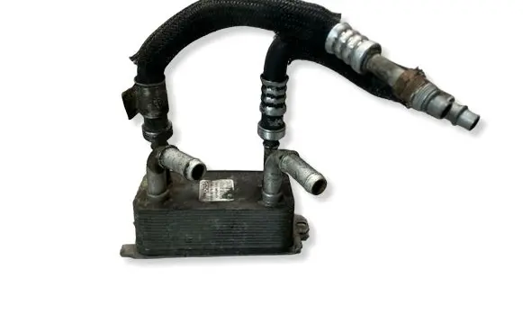Ford Fusion II Gearbox / Transmission oil cooler DG937A095AD