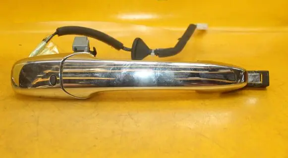 Mazda CX-9 Front door exterior handle Q08332RH