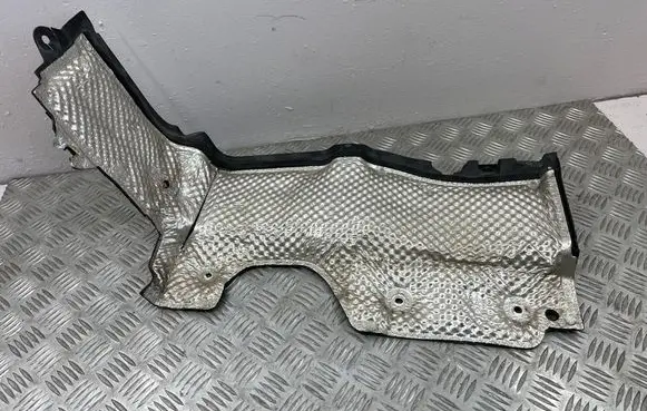 BMW 2 F46 Other engine bay part 7290814 15677210