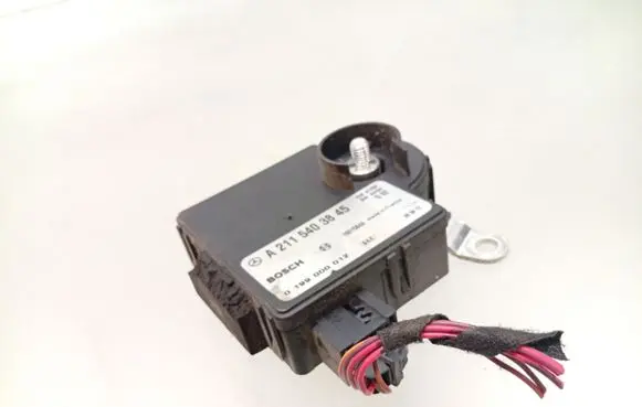 Mercedes-Benz CLS C219 Charging relay A2115403845