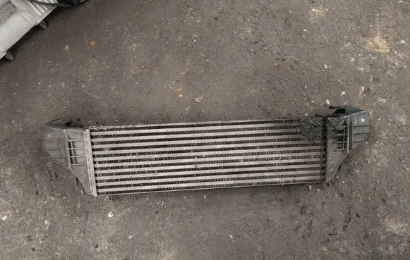 BMW X5 E53 Intercooler radiator 
