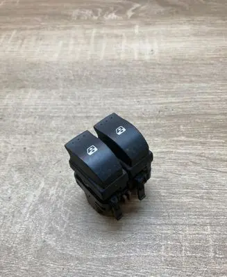 Renault Megane I Electric window control switch