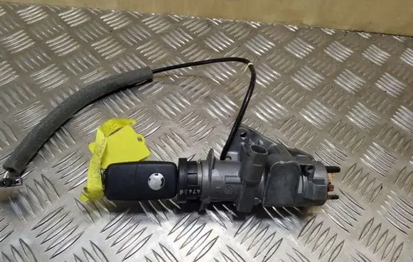 Seat Alhambra (Mk1) Ignition lock 4B0905851B