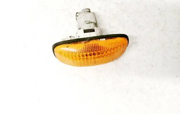 Toyota Avensis Verso Front fender indicator light w5w12v5w