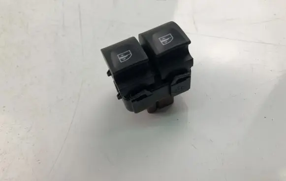 Renault Captur Electric window control switch 254113300R