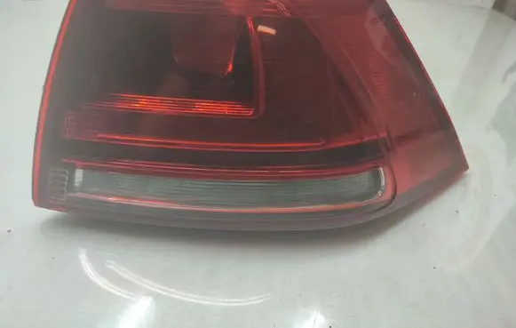 Volkswagen Golf VII Rear/tail lights 5G0945096H