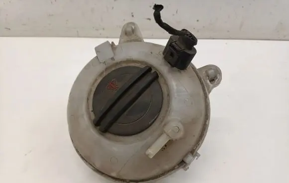 Audi TT TTS RS Mk3 8S Coolant expansion tank/reservoir 5Q0121407G