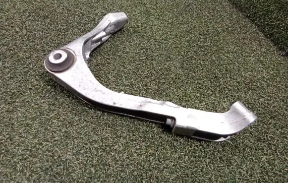 Porsche Cayenne (9Y0 9Y3) Engine mounting bracket 9Y0199353 SYDF9952