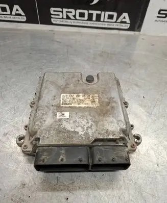 Mercedes-Benz E W212 Engine control unit/module A6421508900 45740158104703 A0064467140