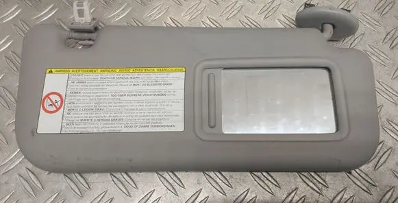 Sun visor