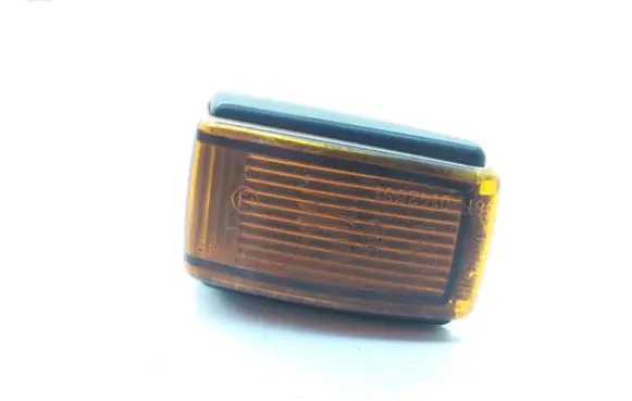Volvo 850 Front fender indicator light 6R0142631