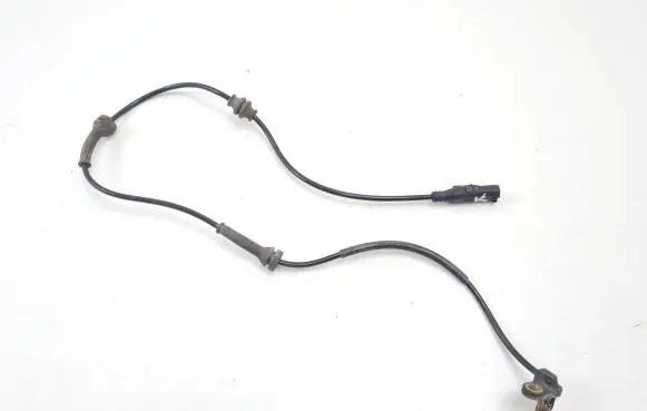 Opel Combo D ABS brake wheel speed sensor 31113