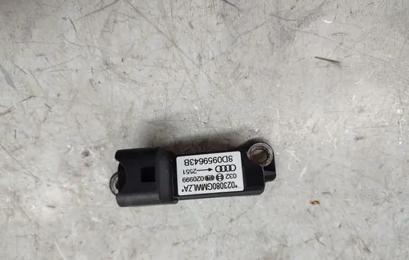 Audi A4 S4 B5 8D Airbag deployment crash/impact sensor 8D0959643B
