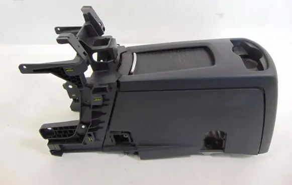 Peugeot 5008 Center console 