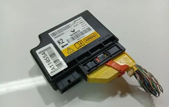 Renault Megane III Airbag control unit/module 285586254R