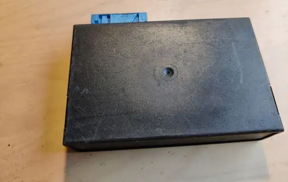 BMW 7 E38 Cruise control unit/module 65718352613