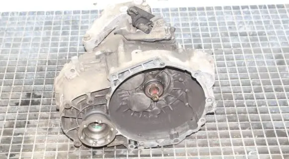 Volkswagen Scirocco Manual 6 speed gearbox KNU