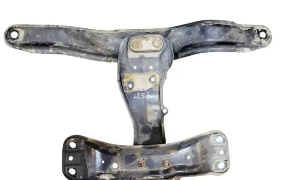 Subaru Outback Gearbox mounting bracket