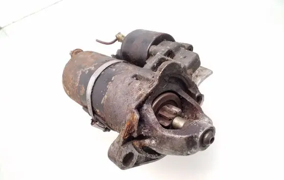 Audi A4 S4 B5 8D Starter motor 0331303071