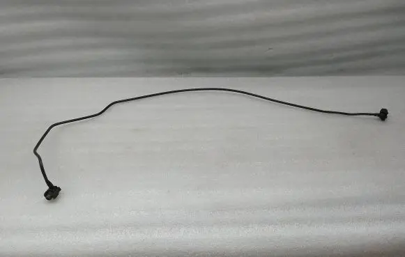 Volvo V40 Engine coolant pipe/hose 31338241