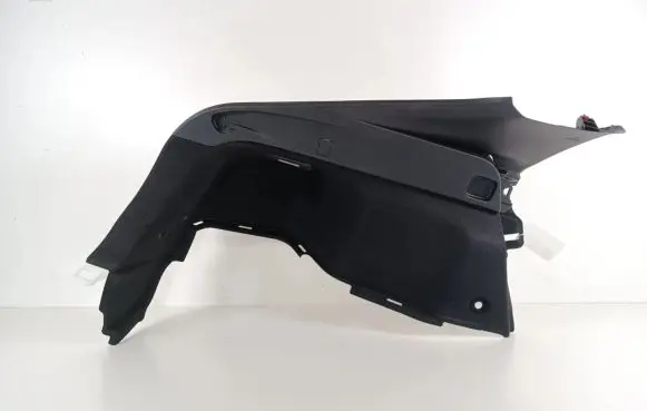 Trunk/boot side trim panel