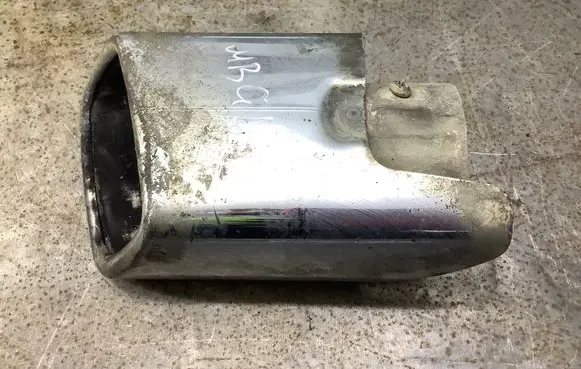 Mercedes-Benz GL X164 Muffler trim 