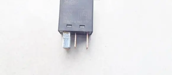 Ford Mondeo Mk III Other relay 5m5t14b192aa 5m5t-14b192-aa