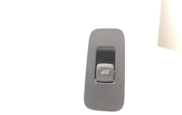 Volvo V40 Electric window control switch 31334569 12W372