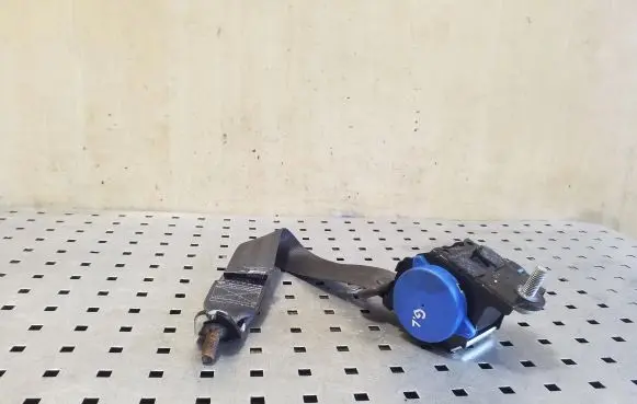Ford Mondeo MK V Rear seatbelt ES73F611B68AC