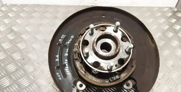 KIA Sorento Rear wheel hub