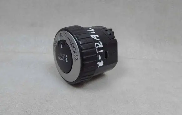 Nissan X-Trail T31 Other switches/knobs/shifts 58079