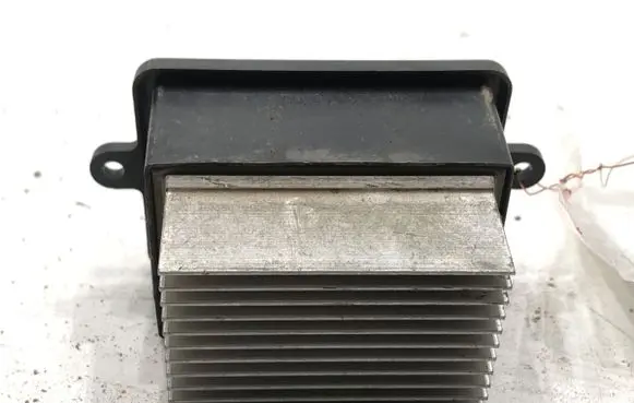 Heater blower motor/fan resistor