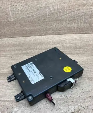 Volkswagen PASSAT B6 Bluetooth control unit module 3C0035730A 0516761