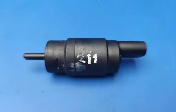 Windscreen/windshield washer pump