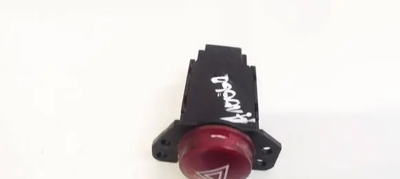 Mitsubishi Colt Hazard light switch