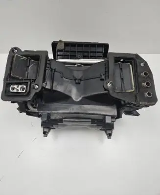 BMW 5 E60 E61 Interior heater climate box assembly housing 96051