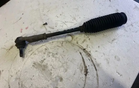 Volkswagen Golf VII Steering tie rod 