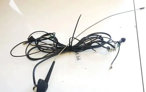 Fiat Punto (188) Aerial GPS antenna e350209