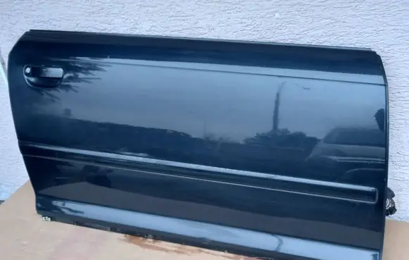 Audi A3 S3 8P Front door