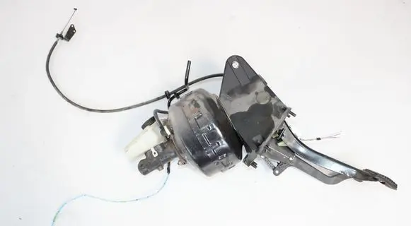 Jaguar XJ X40 Brake booster 03774724014