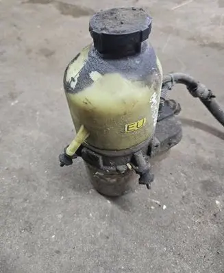 Opel Zafira A Power steering pump